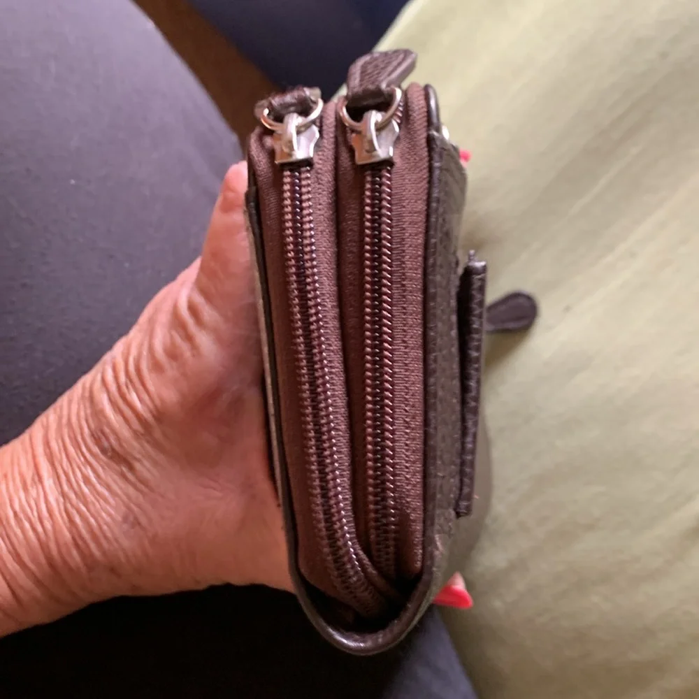 Wallet. ✂️ - Picture 10 of 11